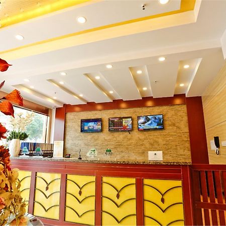 Greentree Inn Linyi Feixian Jianshe Road Express Hotel Bagian luar foto