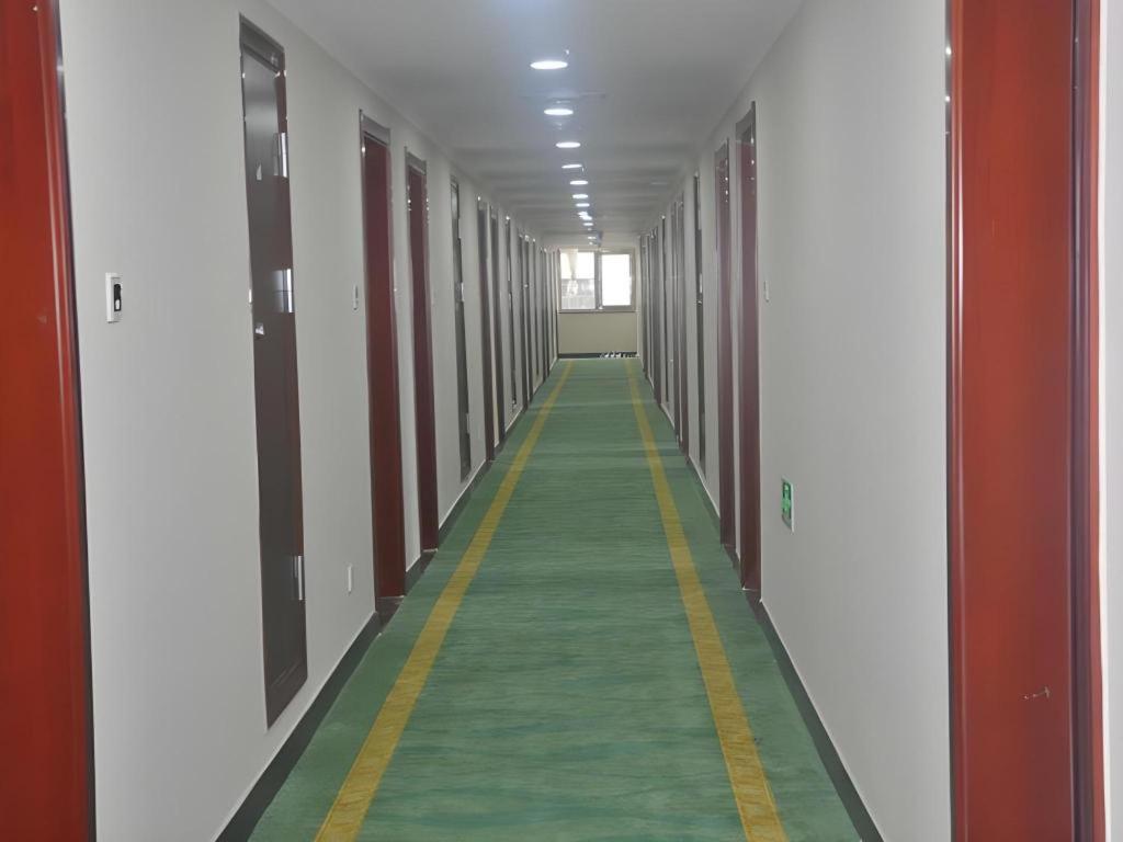 Greentree Inn Linyi Feixian Jianshe Road Express Hotel Bagian luar foto