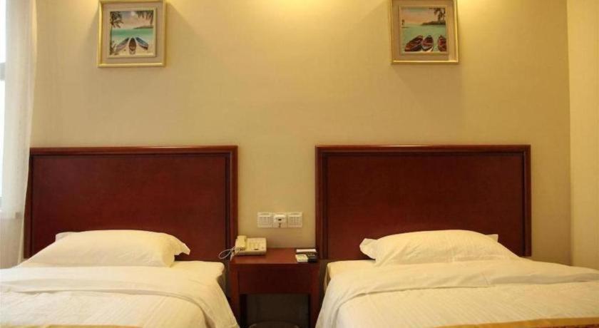 Greentree Inn Linyi Feixian Jianshe Road Express Hotel Bagian luar foto
