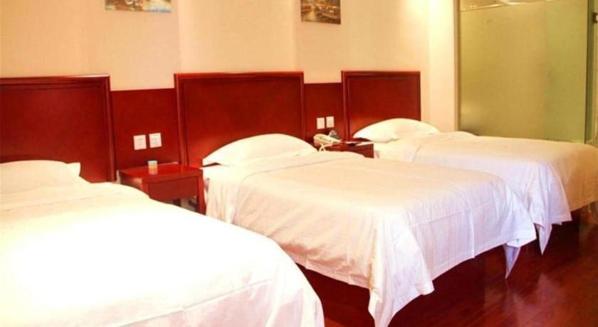 Greentree Inn Linyi Feixian Jianshe Road Express Hotel Bagian luar foto