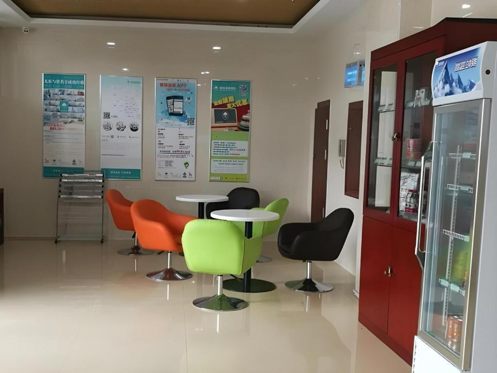 Greentree Inn Linyi Feixian Jianshe Road Express Hotel Bagian luar foto
