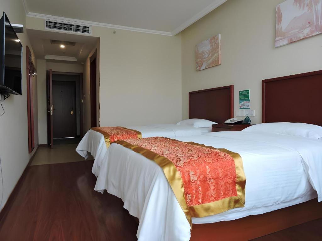 Greentree Inn Linyi Feixian Jianshe Road Express Hotel Bagian luar foto
